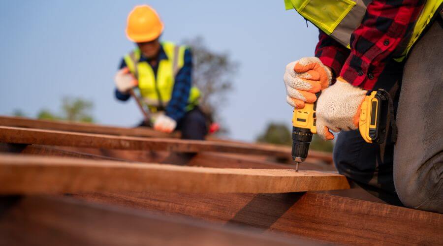 Expert Emergency Roof Repairs services in Apple River, IL